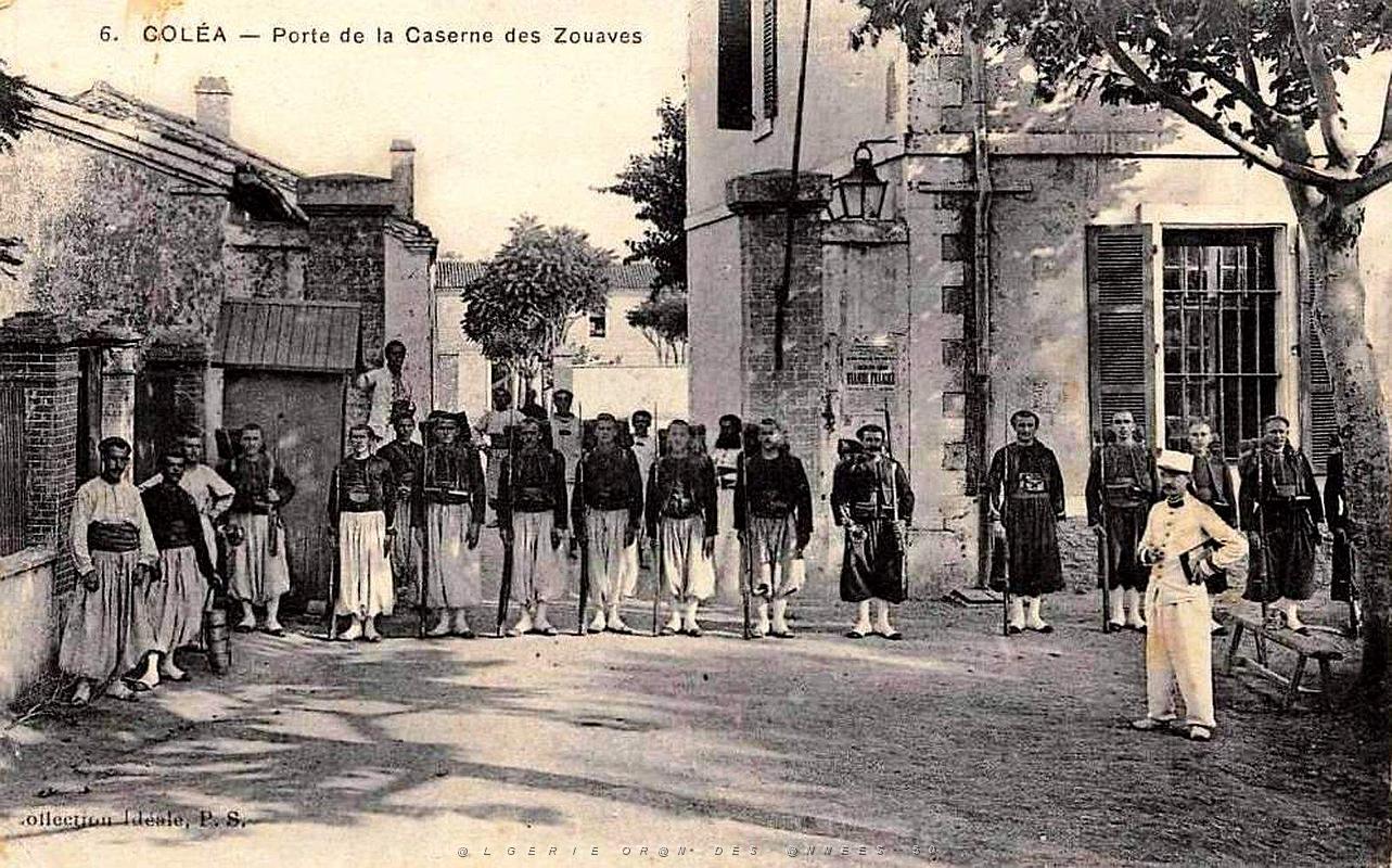 Colea - Entree de la caserne.jpg